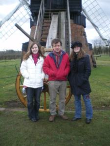 418169_10150543293776050_1147465471_n